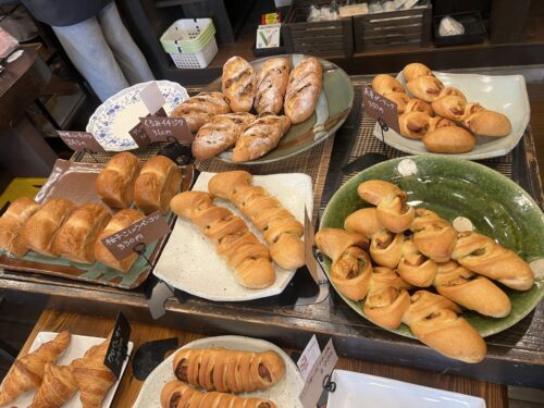 大森町の大和屋珈琲の手作りパン