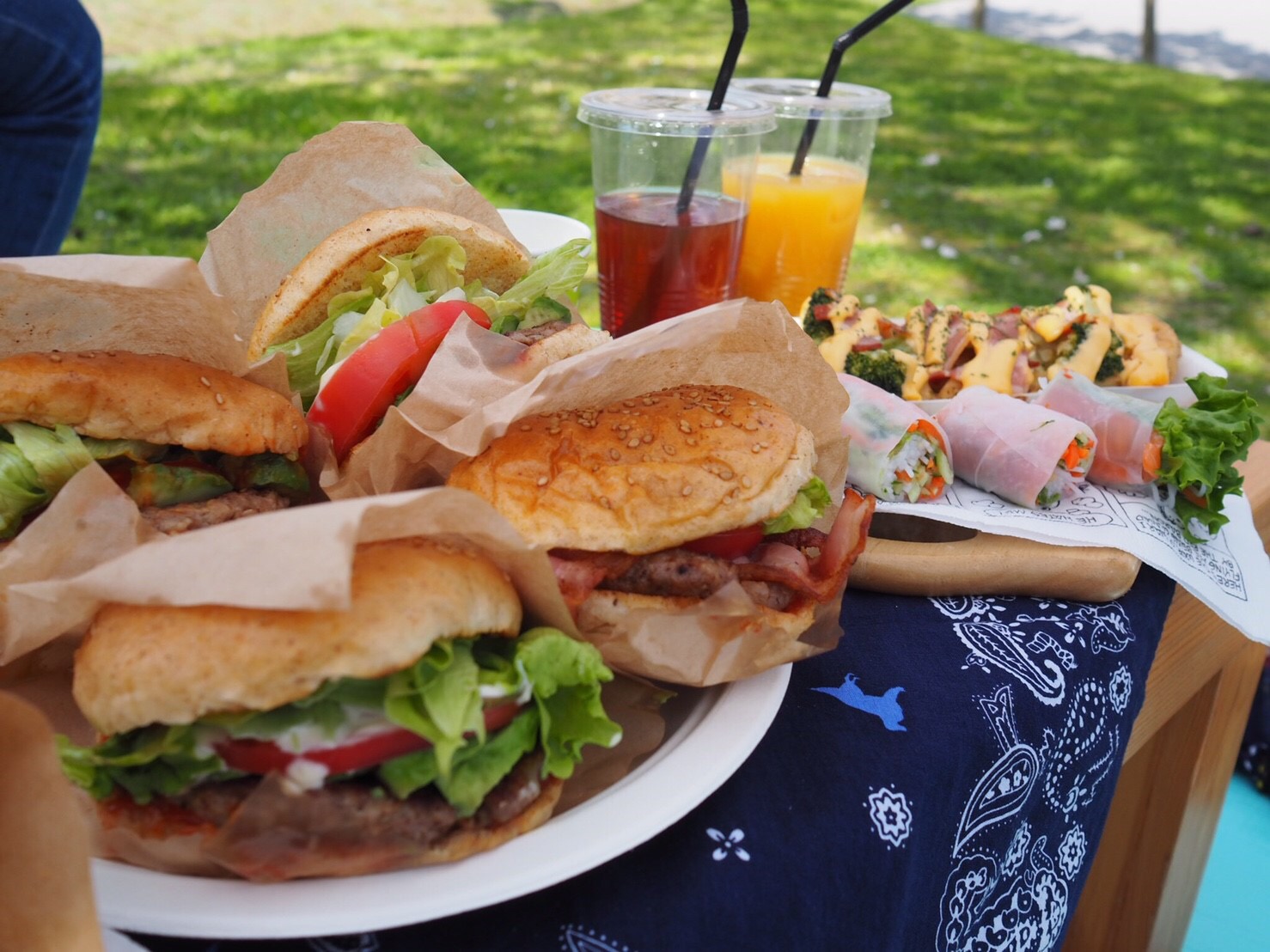 ピクニックのお供に！彦根市にある、ボリューム満点の美味しいハンバーガー！！