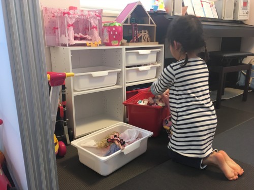 おもちゃを可愛くお片づけ Ikeaの定番商品 トロファスト 風のおもちゃ収納が 身近なあそこで買える 滋賀のママがイベント 育児 遊び 学びを発信 シガマンマ ピースマム