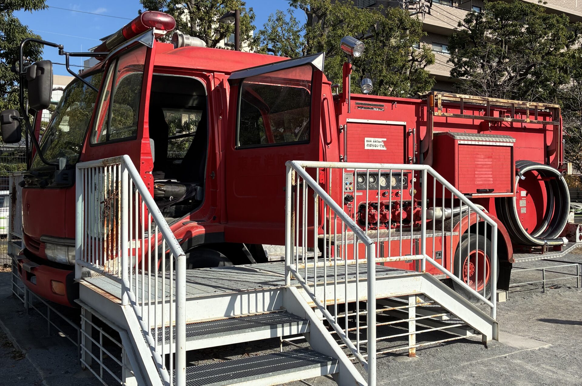 【大田区立萩中公園】乗り物好きな子も大満足！さまざまな遊び場がある大規模公園。