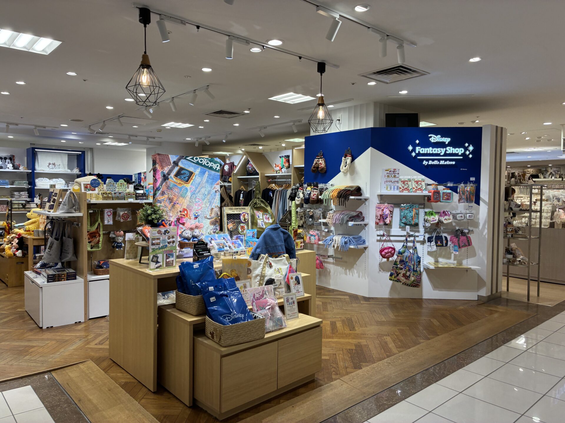 【1/15(水)10:00〜】蒲田駅ディズニーファンタジーショップに「ボンボンドロップシール」再入荷♪