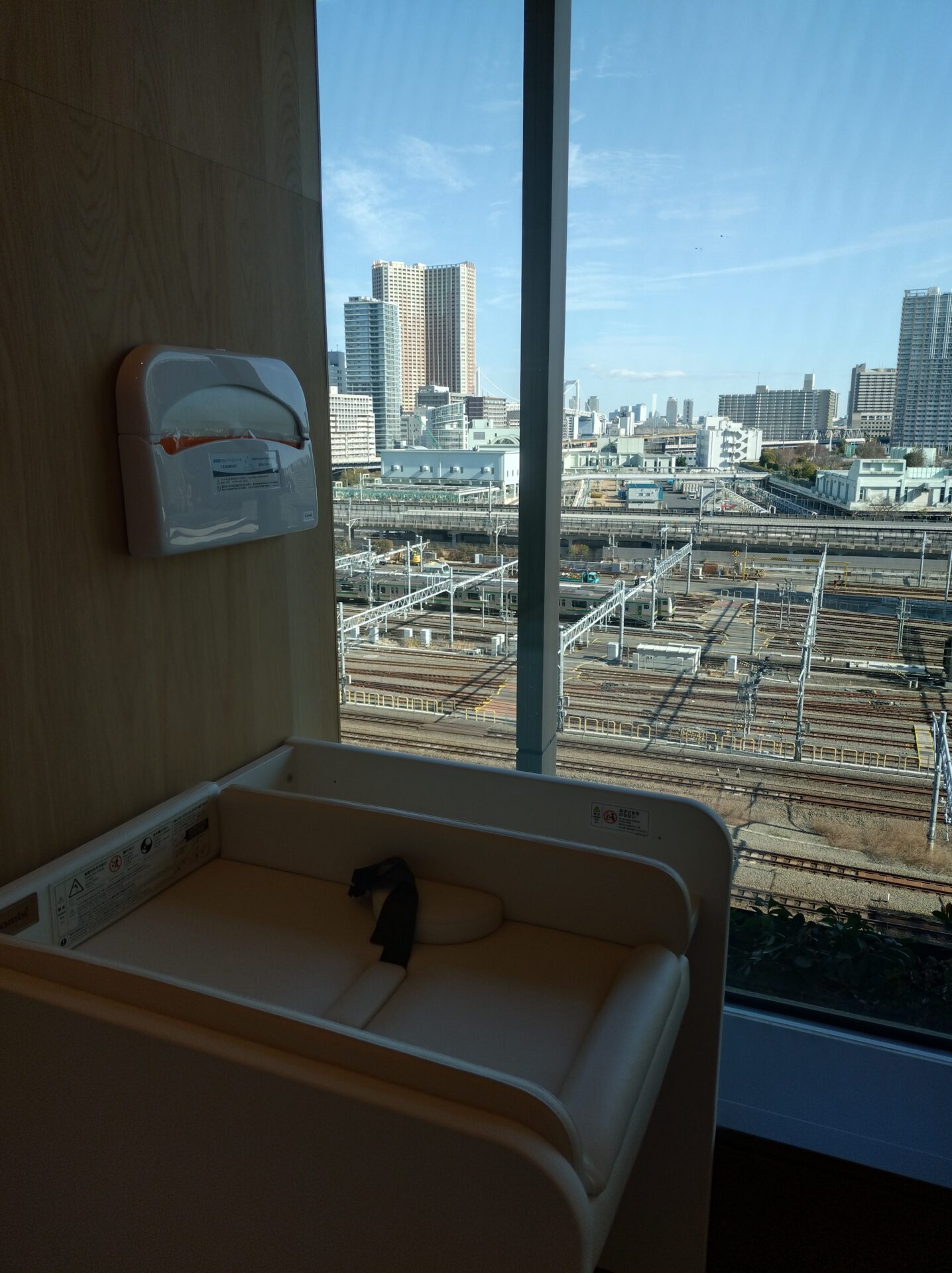 【高輪ゲートウェイ】ニュウマン高輪のベビー休憩室が、トレインビューで凄すぎた！！