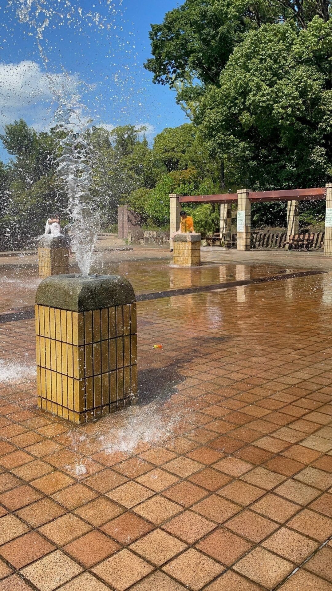 【平和島】平和島公園で水遊びしてきた⛲滝のような水にびしょ濡れ🫧足だけ楽しめる水辺も