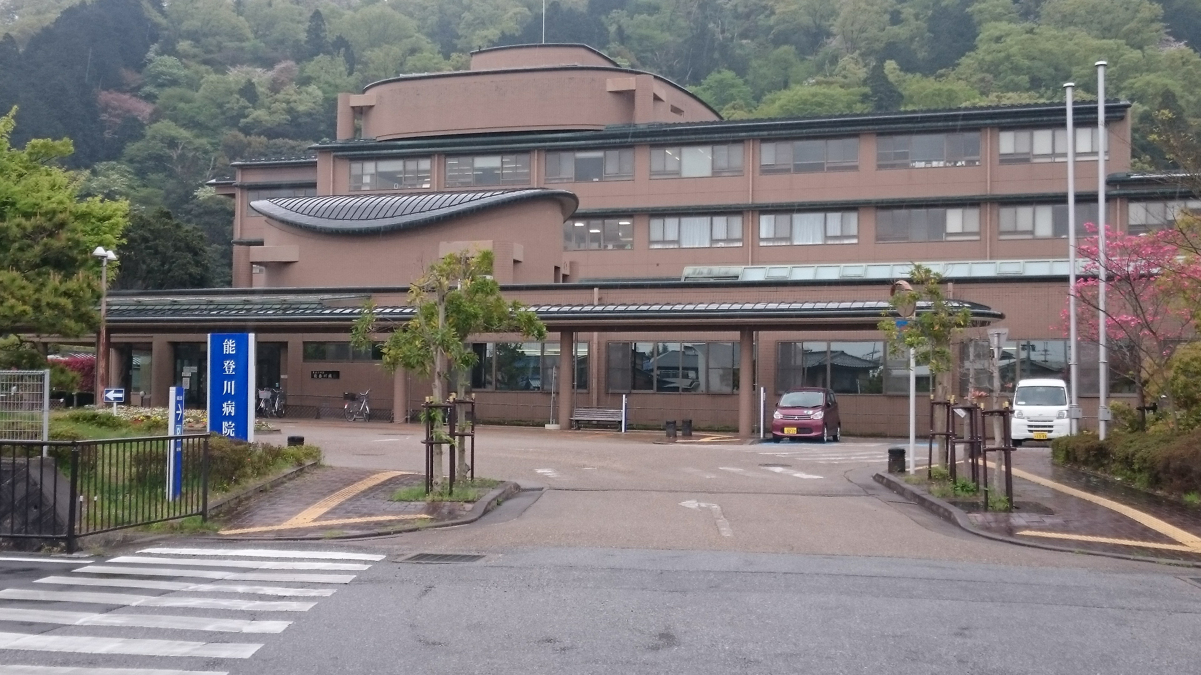 男の人を怖がる赤ちゃんへ！優しい女性の小児科医さんがいます。能登川病院に！