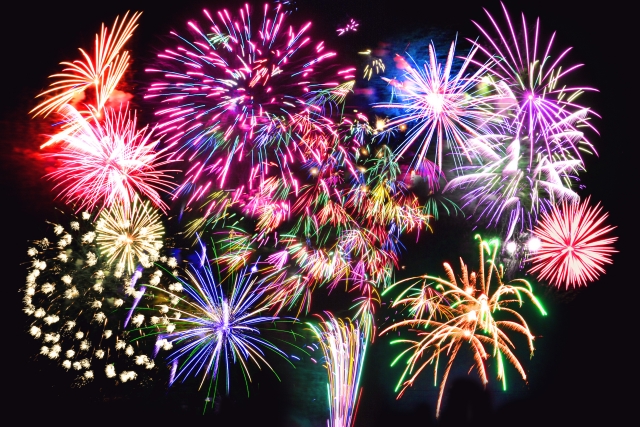 おいでやす♪昨年より1000発パワーアップ！「野洲市夏まつり花火大会」は7月22日開催です。