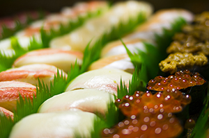 7月21日、ピエリのスーパーマーケット「TOKUYA」の鮮魚直営の海鮮専門店が２FフードコートにOPEN!