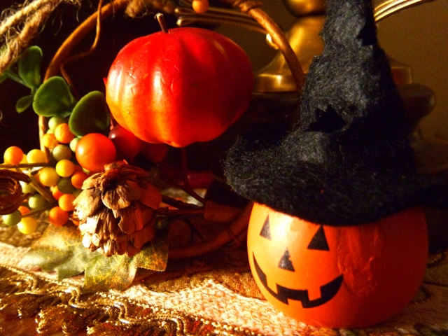 10月13日(金)ハロウィンの仮装をしていこう！草津川跡地公園にてこうえんマルシェ開催♩