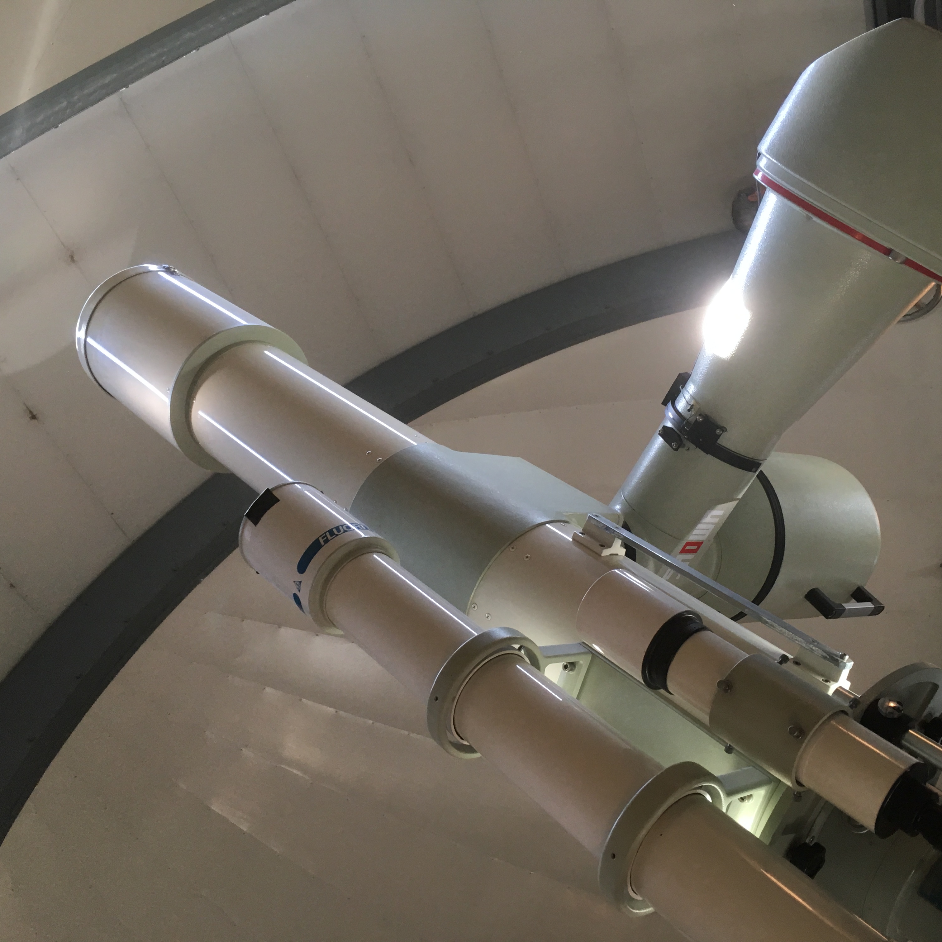 お昼の天体観察は驚きいっぱい！大津市科学館では太陽黒点観察と昼間の星観察が開催されます。
