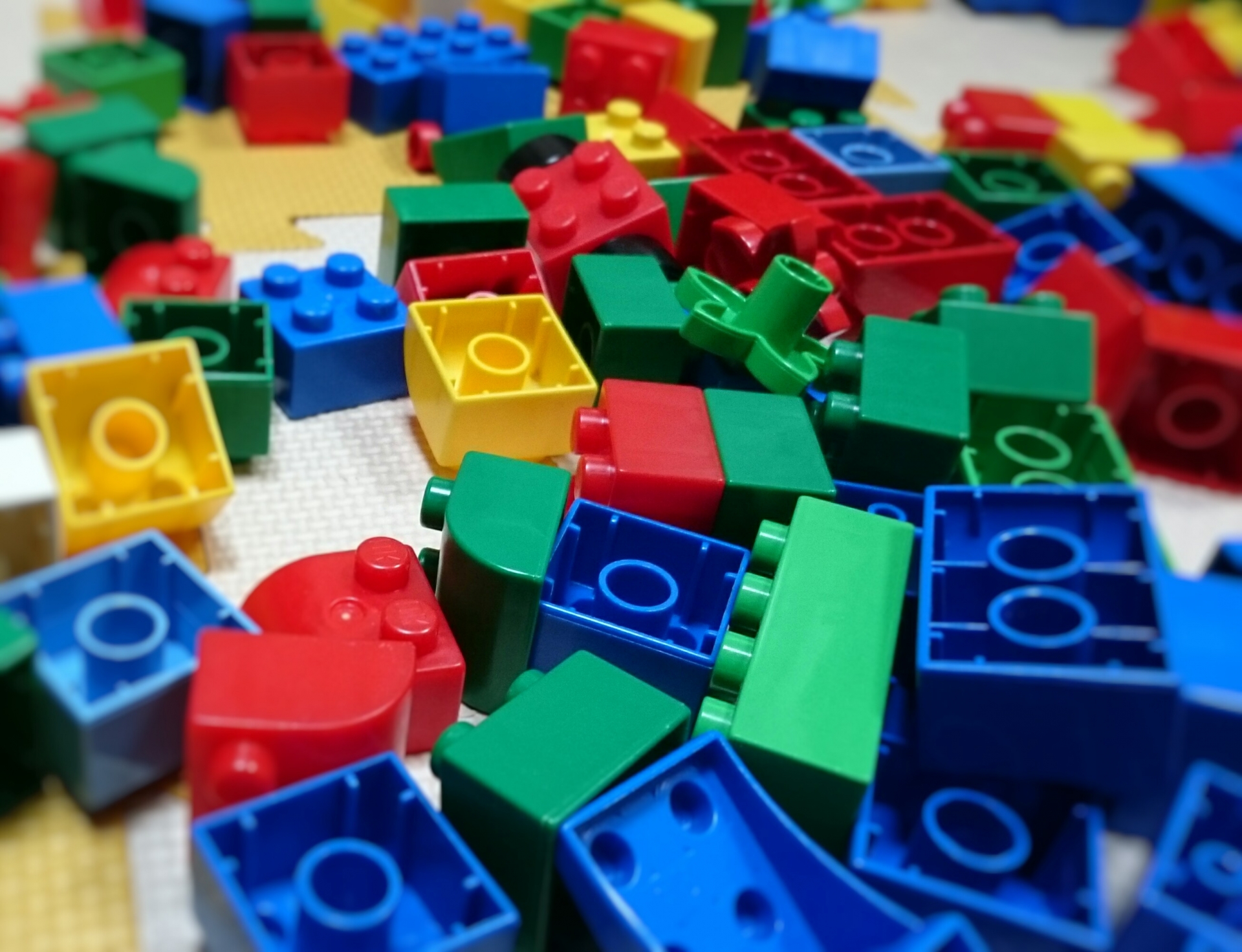 無料でレゴがもらえる！レゴブロックで出来た可愛いお花を組み立てよう♪【9月2日】レゴ フレンズ体験会