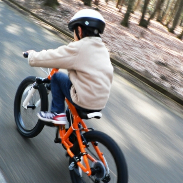 自転車の練習をするなら守山市民運動公園にある交通園がおすすめですよ！遊具もあります。