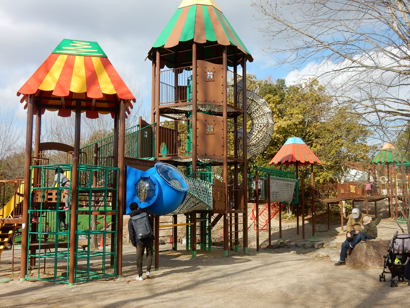 【東近江市】大型遊具あり！小さい子から大人まで楽しめる♪去年リニューアルした「ひばり公園」に行って来ました！