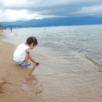 守山市 遠浅で小さな子も安心 第二なぎさ公園 琵琶湖 へ水遊びに行ってきました 滋賀のママがイベント 育児 遊び 学びを発信 シガマンマ ピースマム