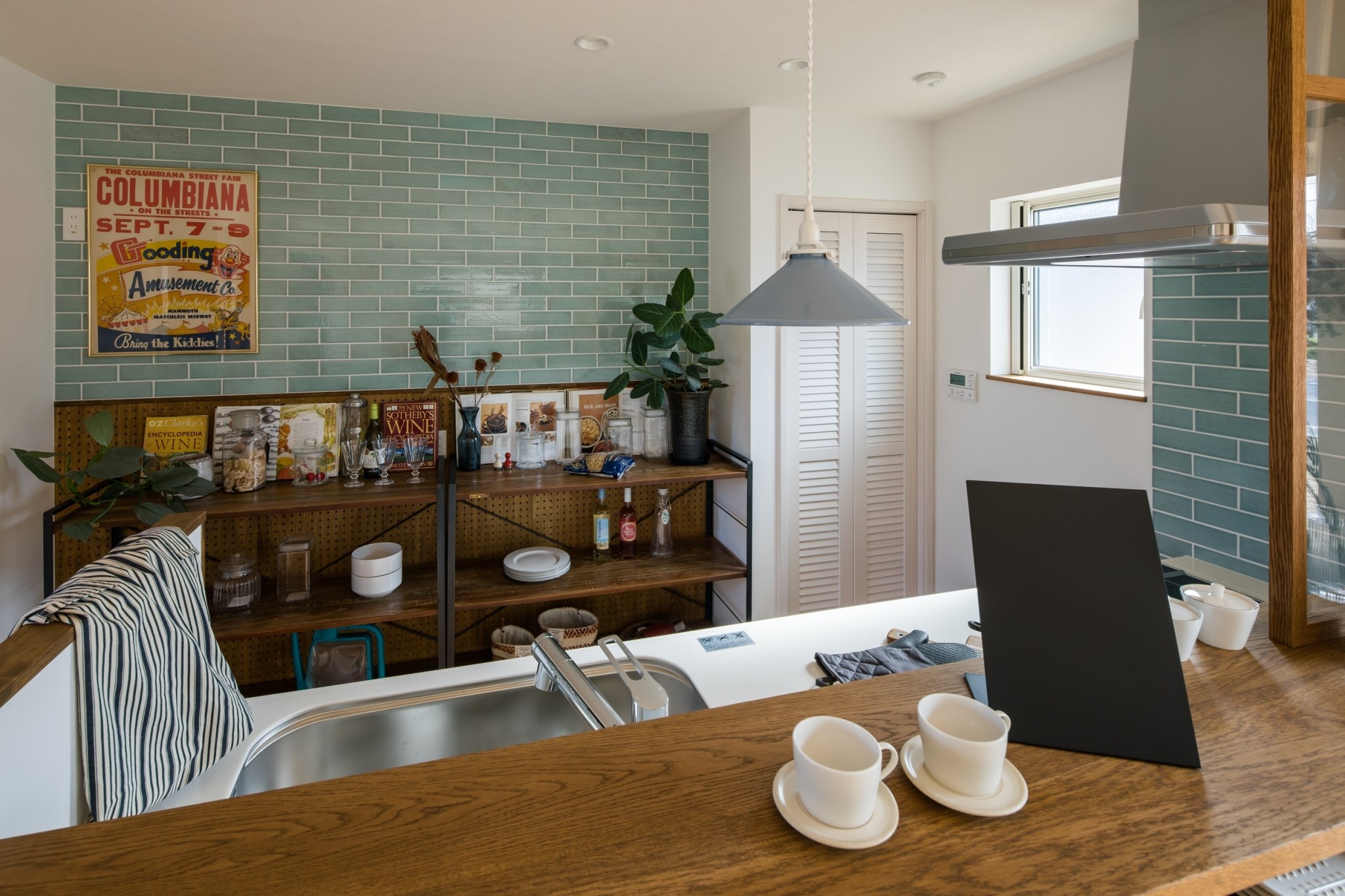 【10/5・6】オリジナルのカフェ風キッチンカウンター、洗面台。デザインはもちろん、性能にもこだわったお家を彦根で見学できます♪