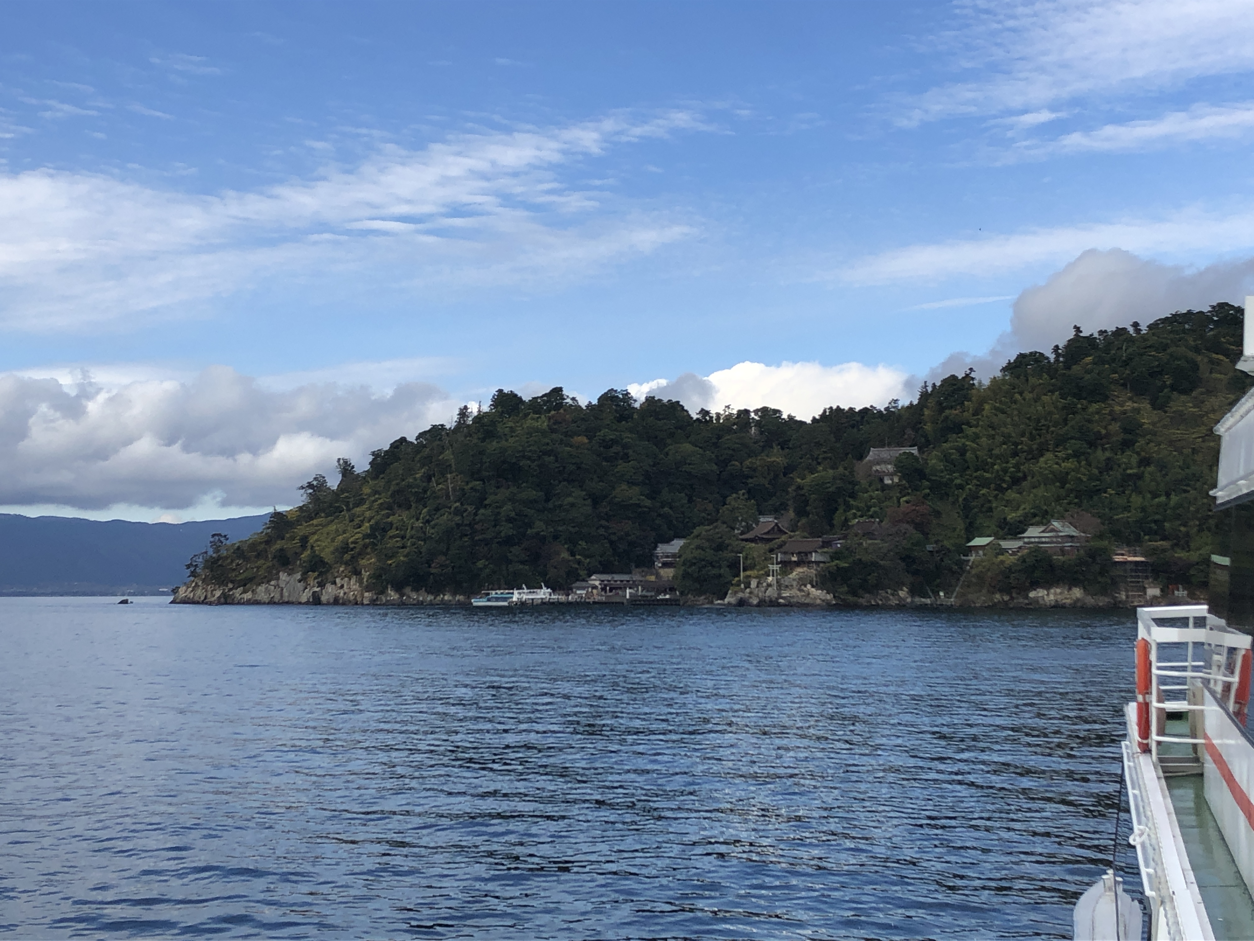 琵琶湖に浮かぶパワースポットはやっぱり最高！長浜港から「竹生島クルーズ」を利用してみた♪