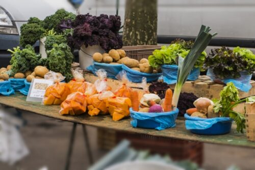 【5月8日】連休最終日は、「くさつFarmer’s Market」へ。野菜や、パン、湖魚などのお店がたくさん並びます♪☆草津市☆