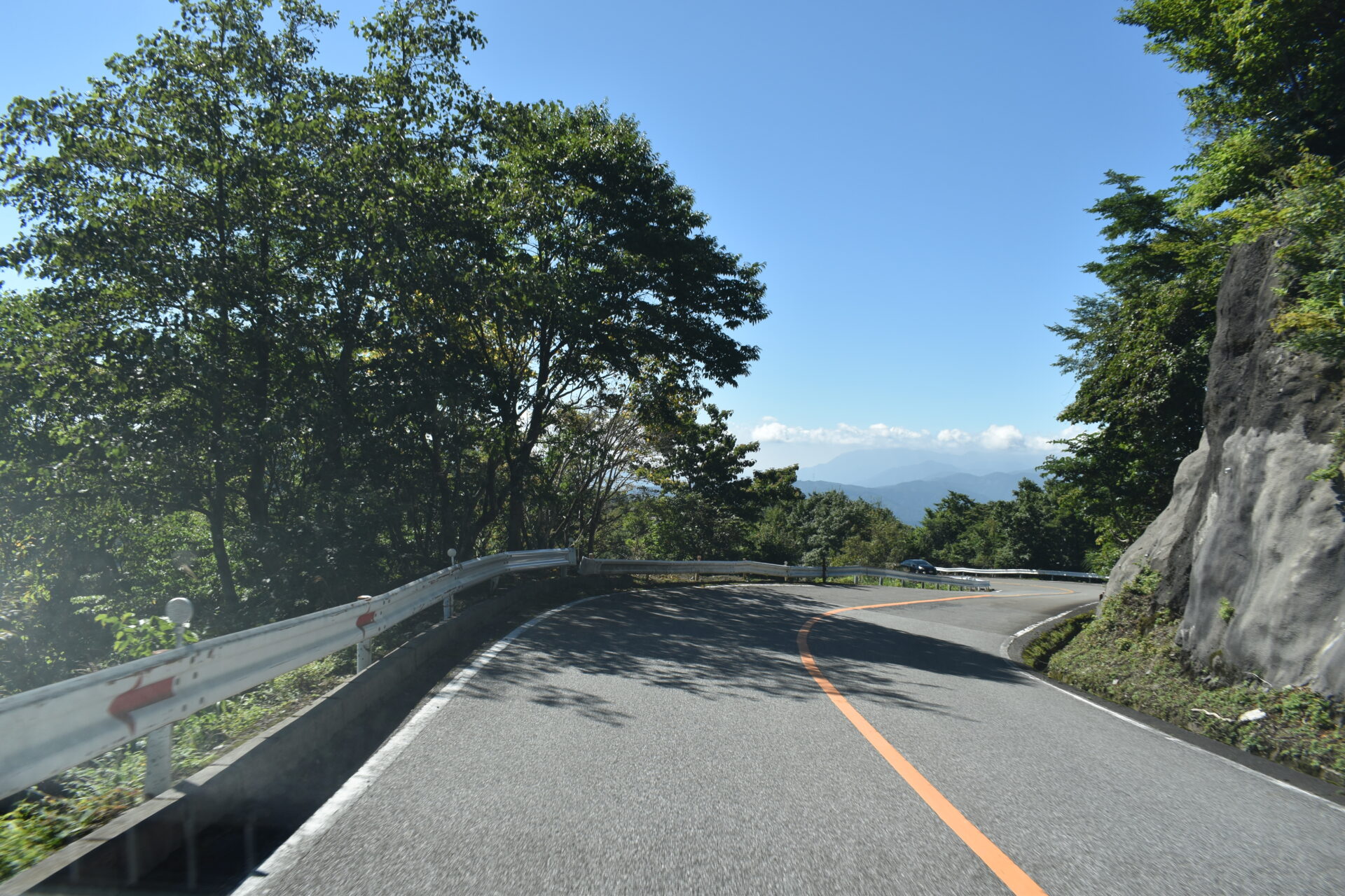 山の日・敬老の日限定☆伊吹山登山バスの乗車運賃が半額に！〈8/11・9/18〉