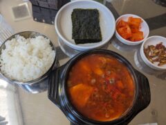 滋賀に居ながら“渡韓”気分♪ 韓国で大ブームの「ハンガンラーメン」も食べられるお店【Mマーケット】に行ってきました。