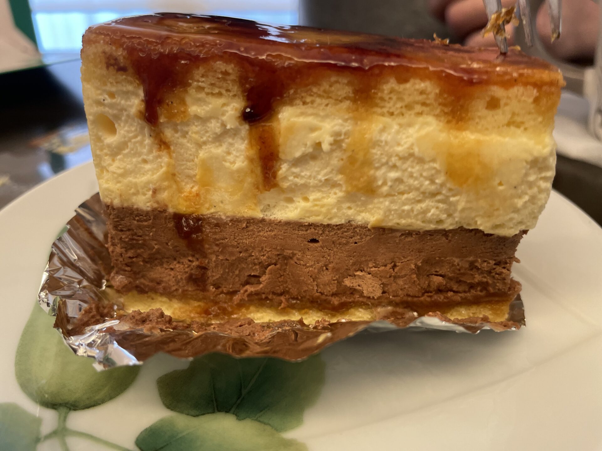 カリカリ＆ふわとろ＆ザクッいろいろな食感が楽しい【アンデケン】ケーキ食べてみた！近江八幡市