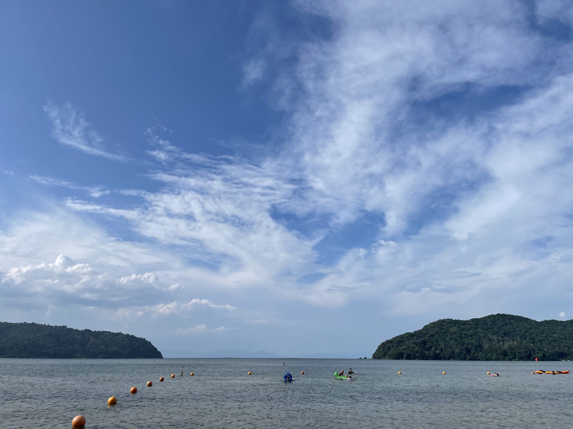 入場無料＆駐車場無料!!秘境感溢れる近江八幡市の湖水浴場【宮ヶ浜水泳場】2024年もオープン【7/13～】