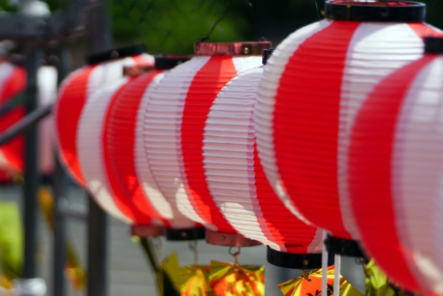 お盆は夏祭り縁日開催☆夏休みラストスパートは小学生以下のお子さま入館料が半額に！【守山天然温泉ほたるの湯】