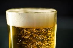 貸切電車でビールとグルメを楽しもう♪滋賀の特産品オードブルも味わえる！「近江ビア電2025」【8/8,9】