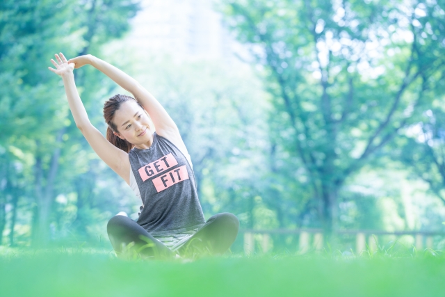 【小学生以下無料】開放感いっぱい！青空の下で楽しめる★「LOIVE PARK YOGA」開催★【10月14日/ビバシティ彦根】