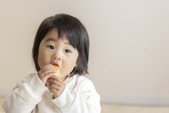 すぐに実践したい！歯医者さんが勧める『手づかみ食べモグモグ会』管理栄養士考案「最適おやつ」の実食体験つき♪【野玉歯科医院】