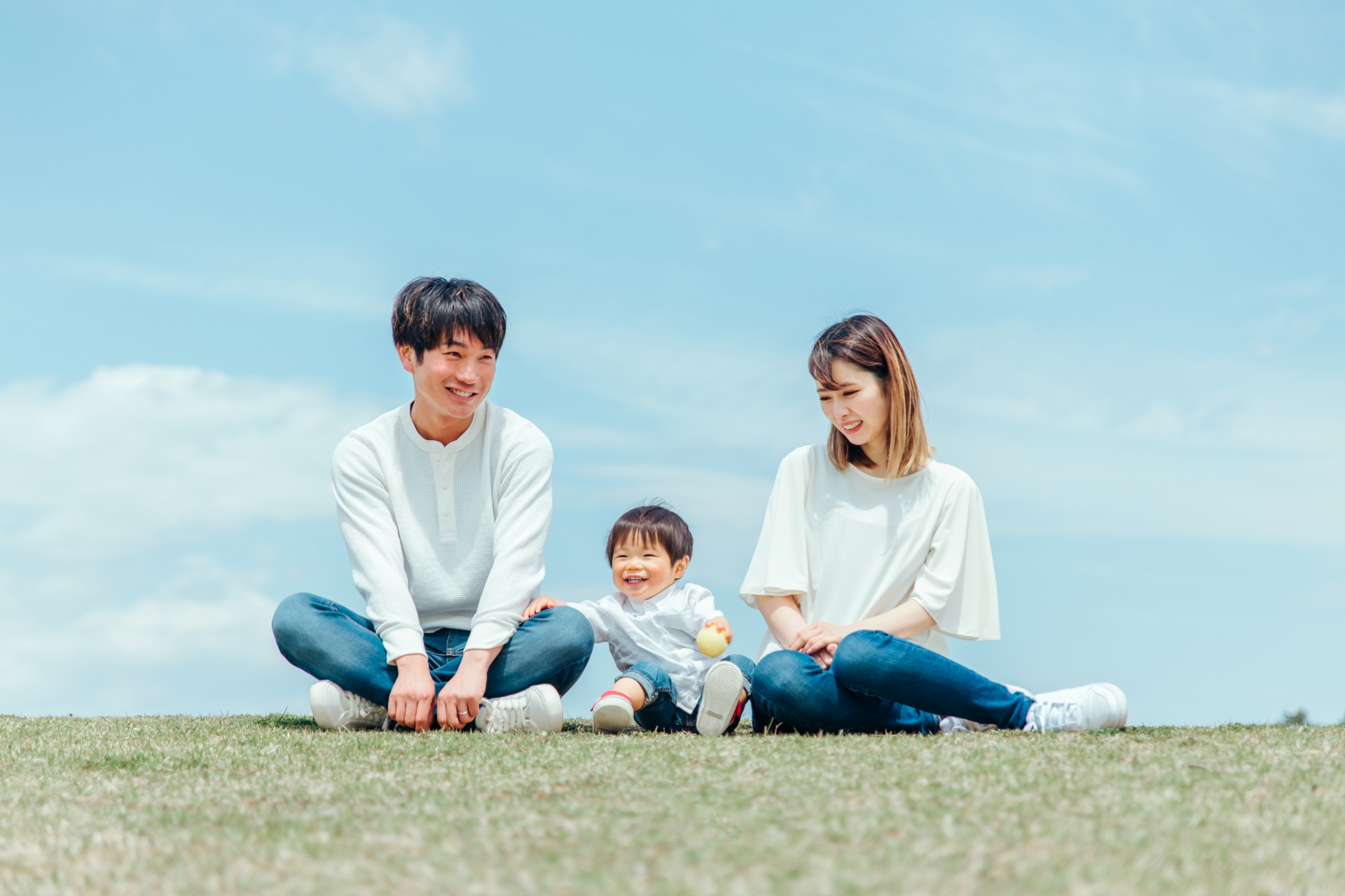 【守山市】11/1〜３【河西いちご園】で＜24周年Thanksイベント＞開催！「タカふくろうフライトショー」や「小動物ふれあい体験」、マルシェも開催♪