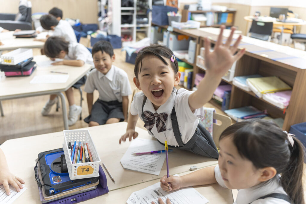 伸び伸びとした学校生活を送る児童