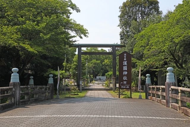 美味しいフード音楽、縁日も・・! 彦根・護国神社で「UTAGE-宴-」開催! 2025年11月9日