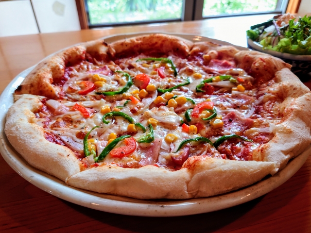 【2026年福袋】実質無料以上の衝撃！食事券5,000円＆ボアバッグ等がついて4,000円と超お得！カプリチョーザのお得すぎる「カプリの福袋」販売！【12月26日〜】