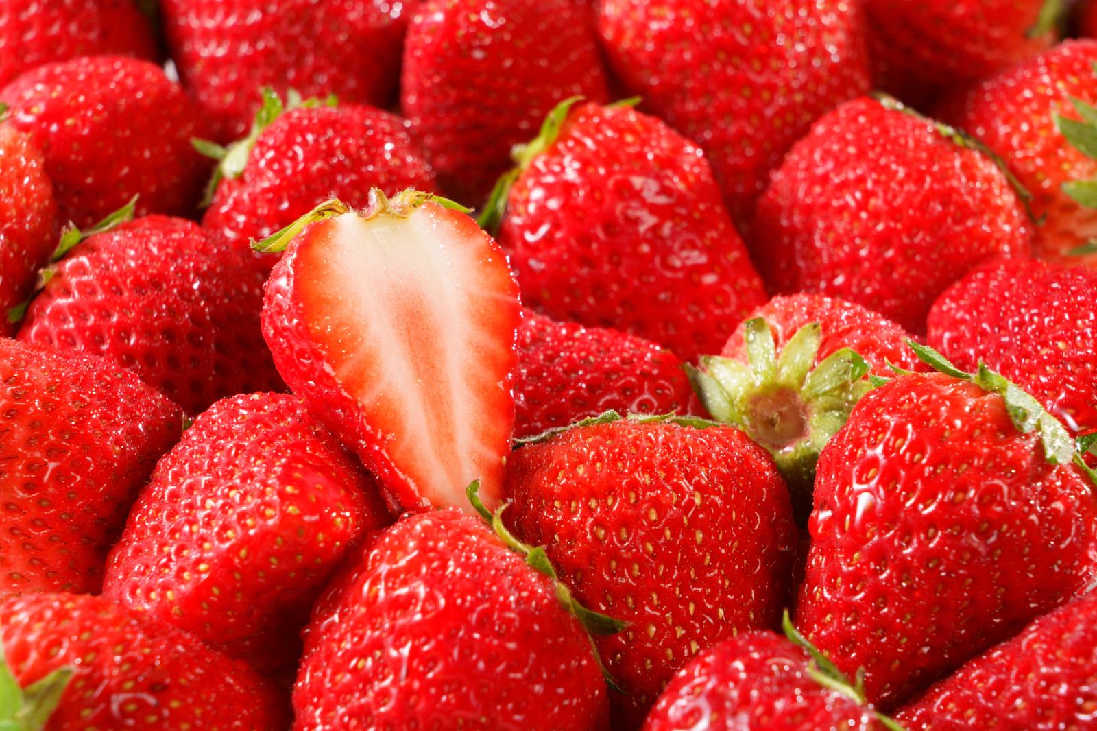 河西いちご園が近鉄百貨店1階菓子売り場に常設オープン★1/28〜2/1【オープニングフェア】開催♪お楽しみ袋の販売や一勘定3,240円以上お買い上げの各日先着30名さま「いちご３種食べ比べセット」進呈あり！