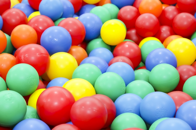 いくつ入るかな？たまいれチャレンジ！お菓子のプレゼントもあるよ！【3月22日】【イオンタウン湖南】