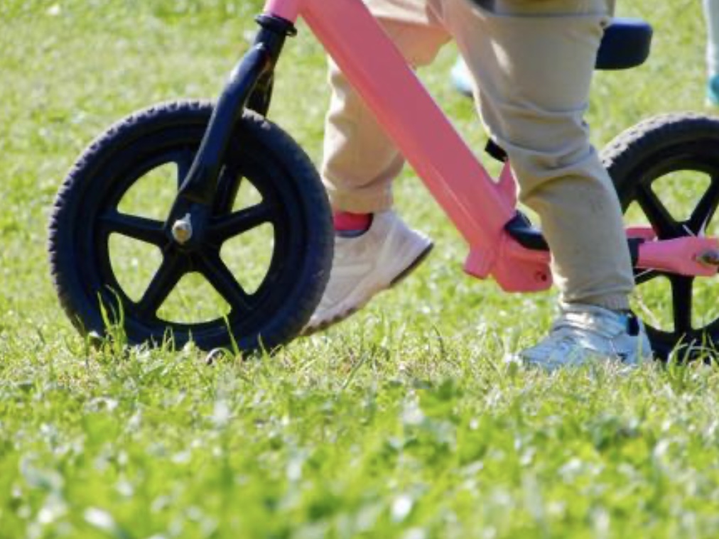 【2〜5歳対象】初心者さん大歓迎！ランバイク(ストライダー)無料体験会が野洲川親水公園にて開催されます！（3/21）