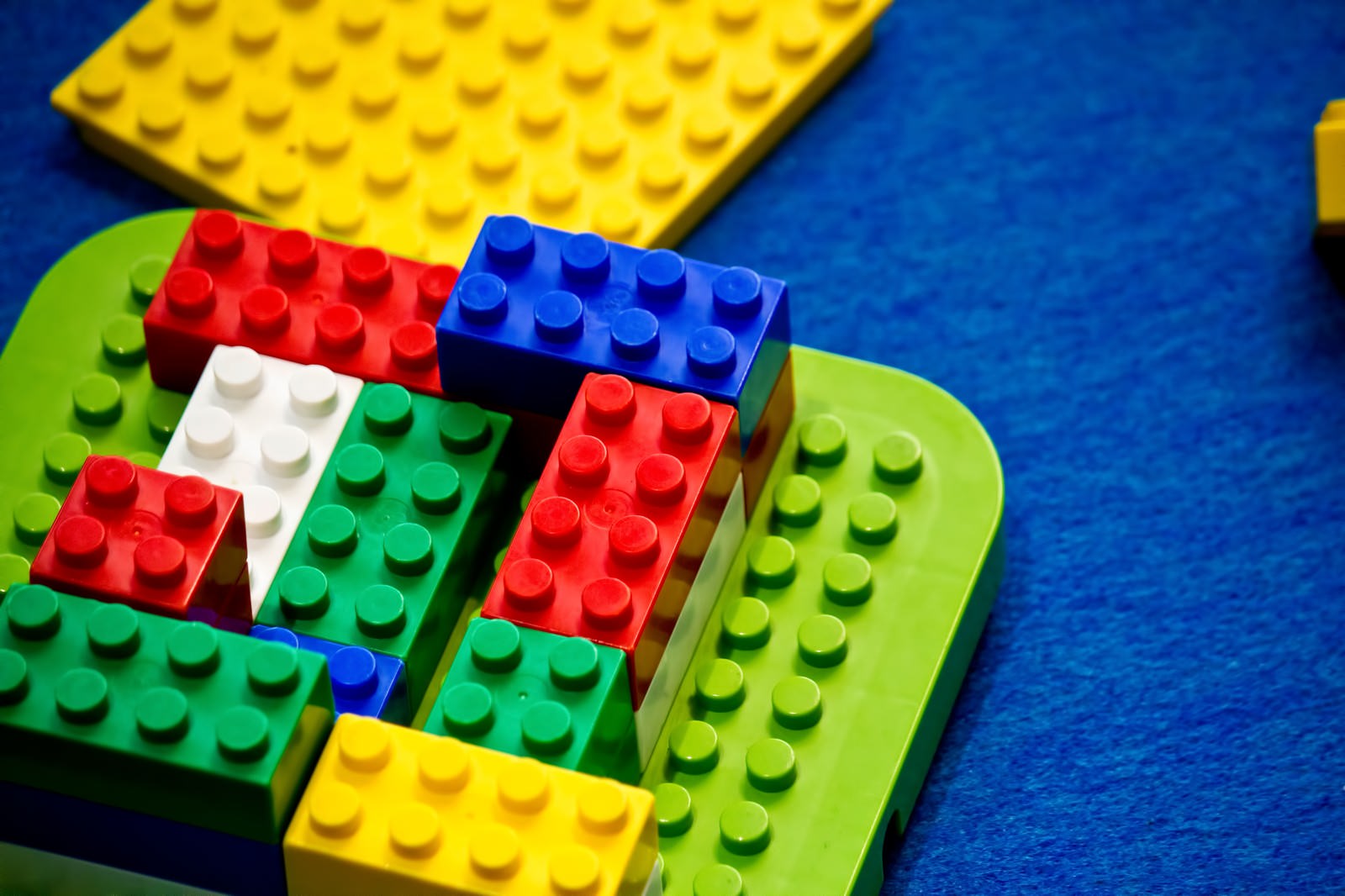 3/20 ＼レゴブロックで遊ぼう！作った作品はお持ち帰り可能♪／【＜あそビバ＞LEGOイベント】開催★＜イオンモール草津＞