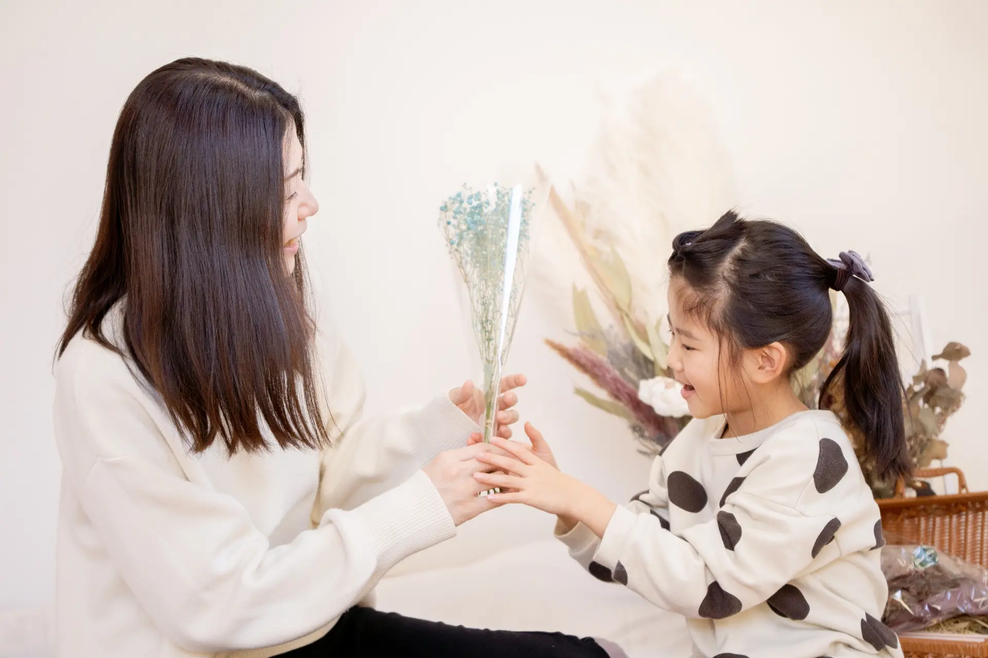 【GWのお出かけに♪】保護者はモニター視聴で見守り！『イオンモールおつかい大作戦！～ありがとうのプレゼント編～』が開催★5/3 ＜イオンモール草津＞