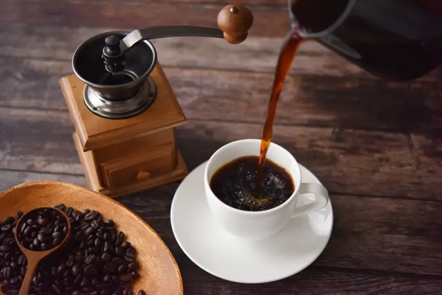 【5月2日〜4日】ちょっと素敵で贅沢な休日を♪コーヒーを飲みながらフードや音楽が楽しめるShiga珈琲市場開催！【エイスクエア】