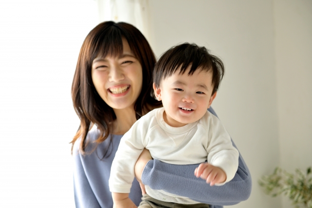 抱っこを変えるだけで、お口の発達が変わる？【参加無料】専門家がレクチャー「抱っこの仕方」講座★5/12・6/3【大津市・野玉歯科医院キッズデンタルスタジオ】