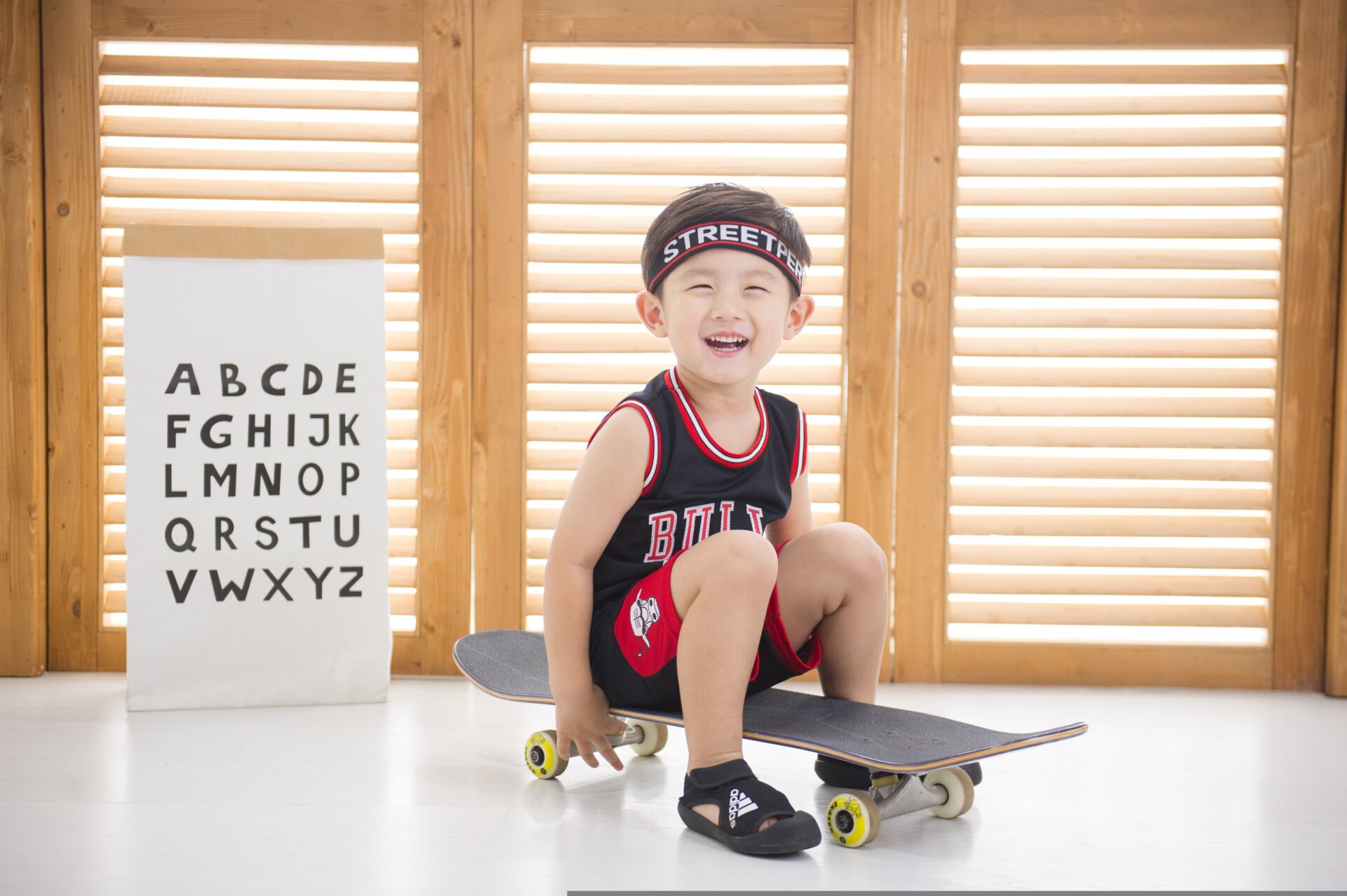 バランスボール体験会も同時開催♪親子で体を動かそう★【らぶきっず 親子でチャレンジ！はじめてのスケートボード体験会】5/9 ＜ビバシティ彦根＞