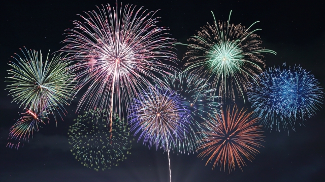 【大津市】夏の夜空を彩る1,200発！毎年恒例「おごと温泉納涼花火大会」が開催決定☆目の前で広がる大迫力の花火を体感しよう！【8月1日】