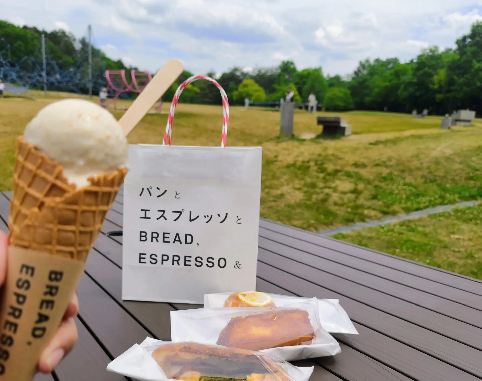 【行ってきました】滋賀県初出店!話題の公園ベーカリーカフェがジェラートも美味しくて最高♪【5/20プレオープン】パンとエスプレッソとびわこ文化公園【滋賀 新店 2026】