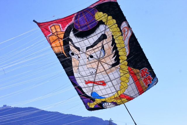 東近江大凧会館で企画展「日本の凧シリーズ 中国・四国地方」開催！ユニークで迫力満点な全国の凧に子どもも大興奮！【9月19日〜】